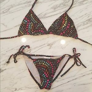 NEW PARKER WOMEN'S MULTICOLORED STRING BIKINI